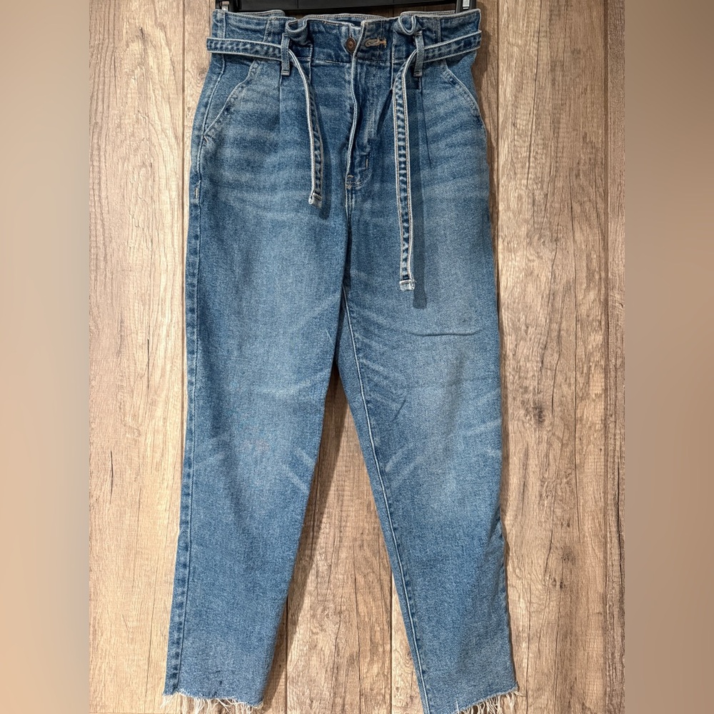 Hollister ultra high rise mom jean